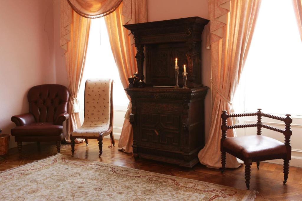 Crotty'S Pub & Accommodation Kilrush Room photo